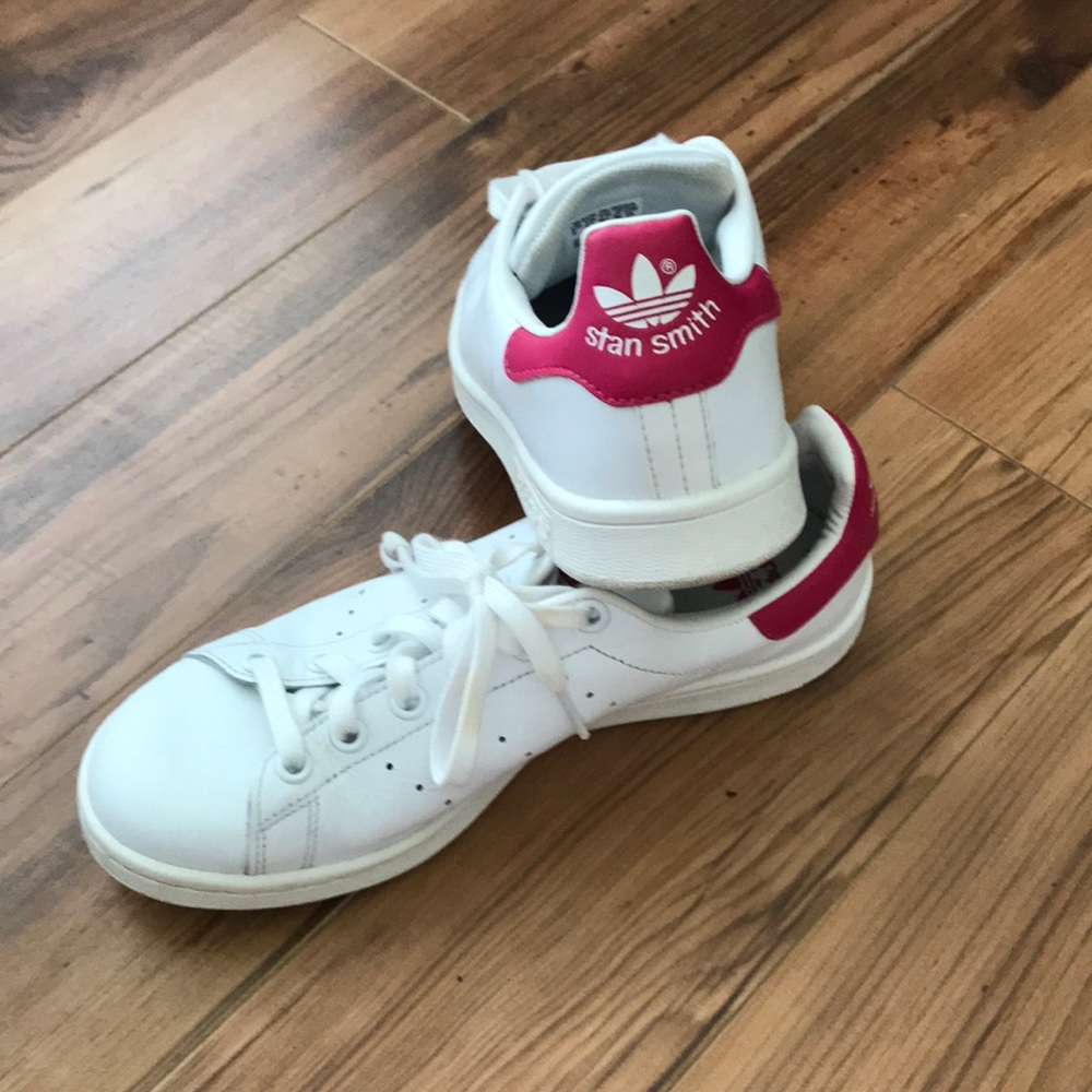 Stan smith fushia size 6